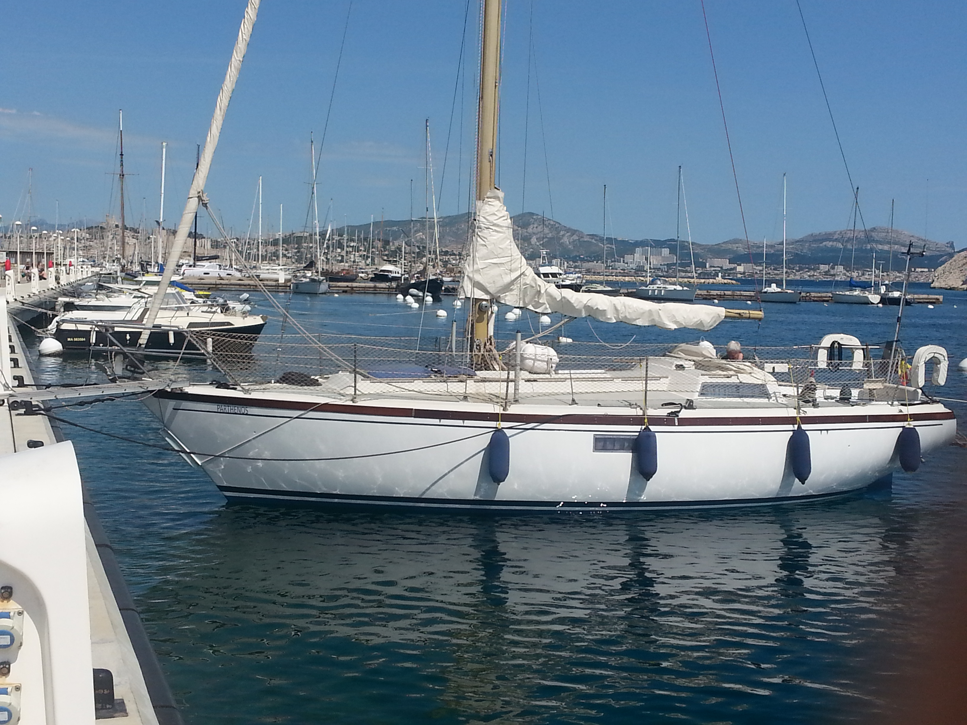 DUFOUR 35